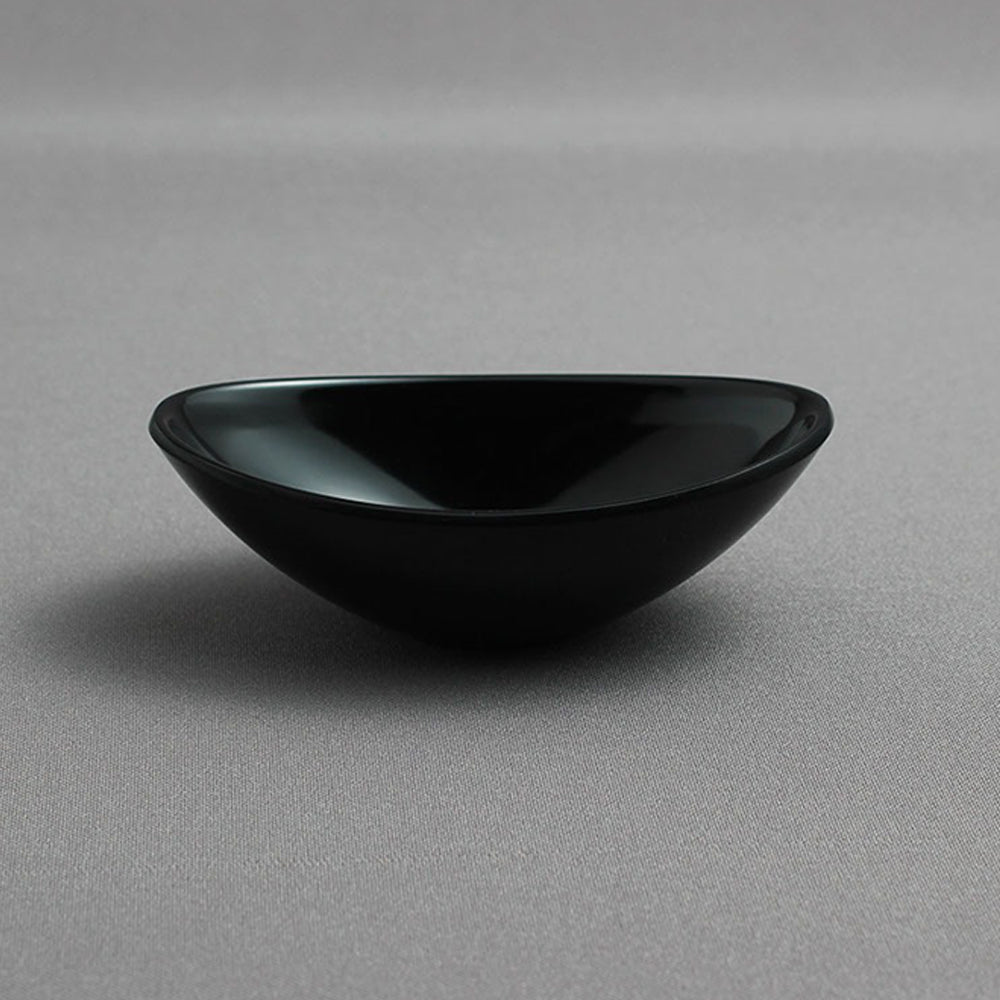 קוקוט פטיט סירה לפיצוחים 3*6*9 מלמין שחור