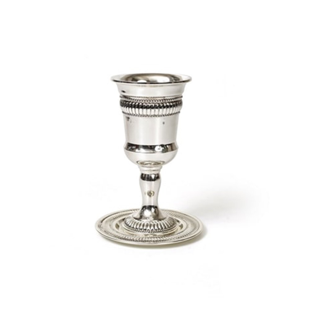 כוס קידוש - רגל פסים כסף מבריק