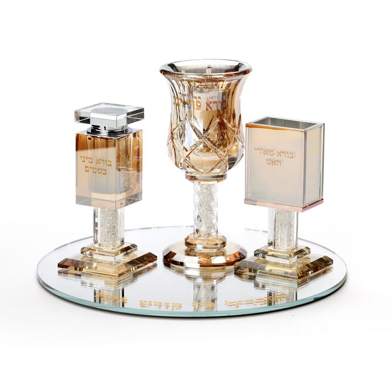סט הבדלה - 3 חלקים קריסטל ענבר על מגש שקוף