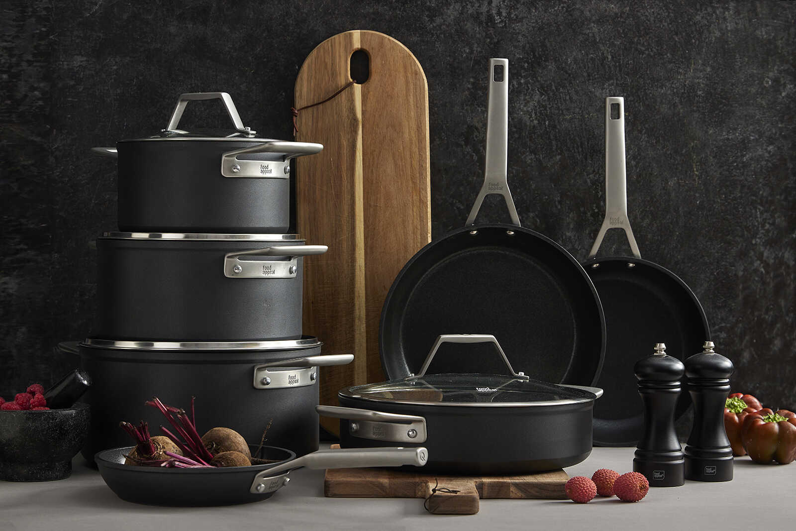 סיר 28 ס"מ, 8.3 ליטר Q