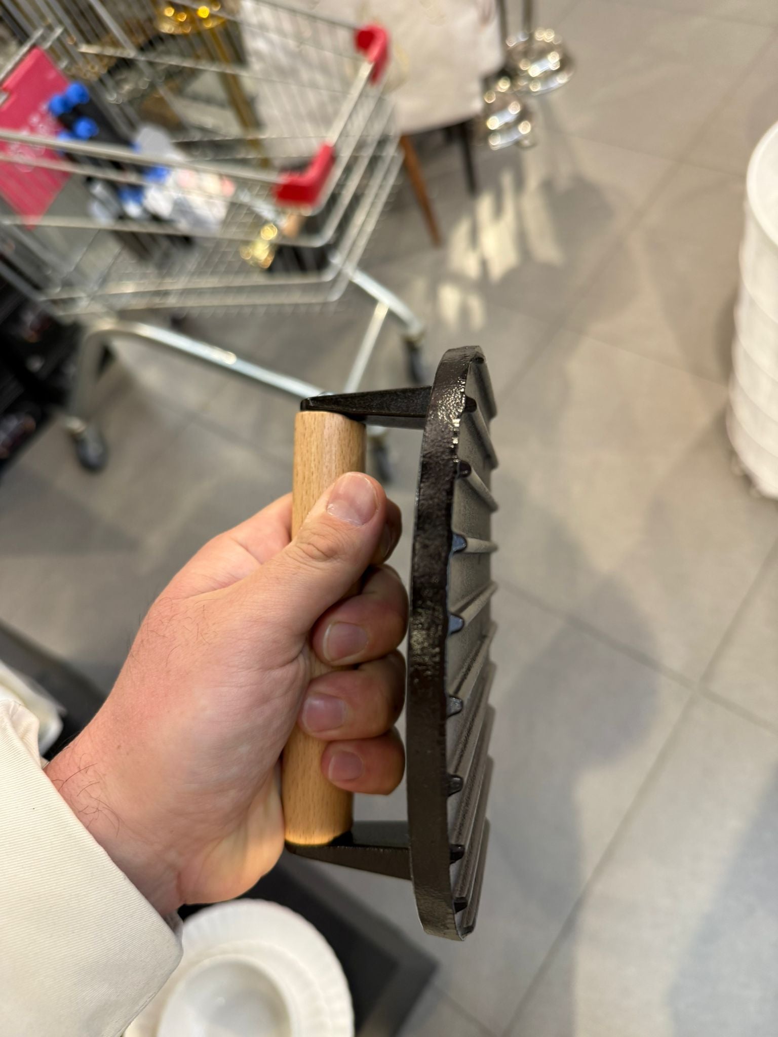 משקולת יציקה מקצועי - עגול להמבורגר 17.5 ס״מ