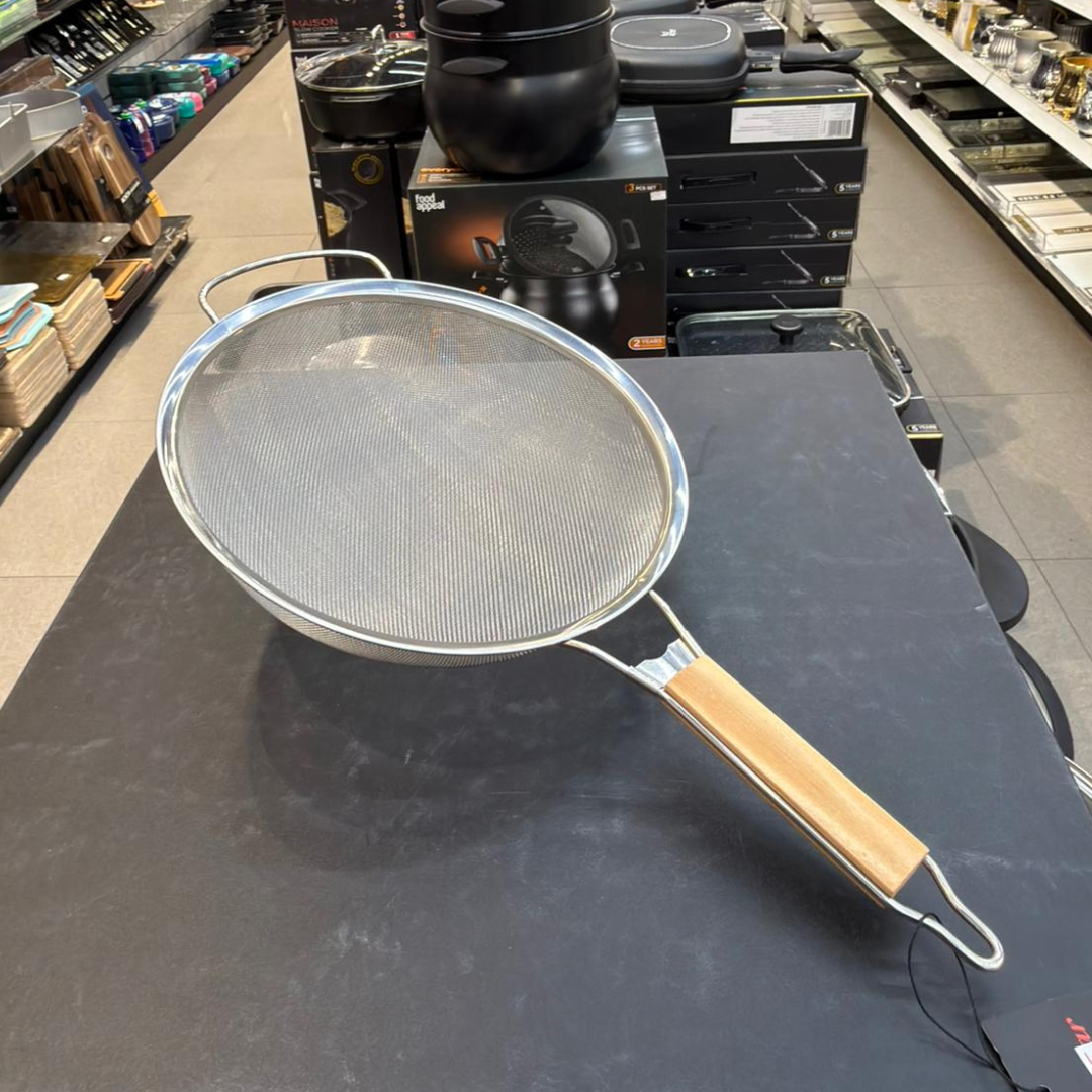 מסננת רשת ידית עץ 28 ס״מ