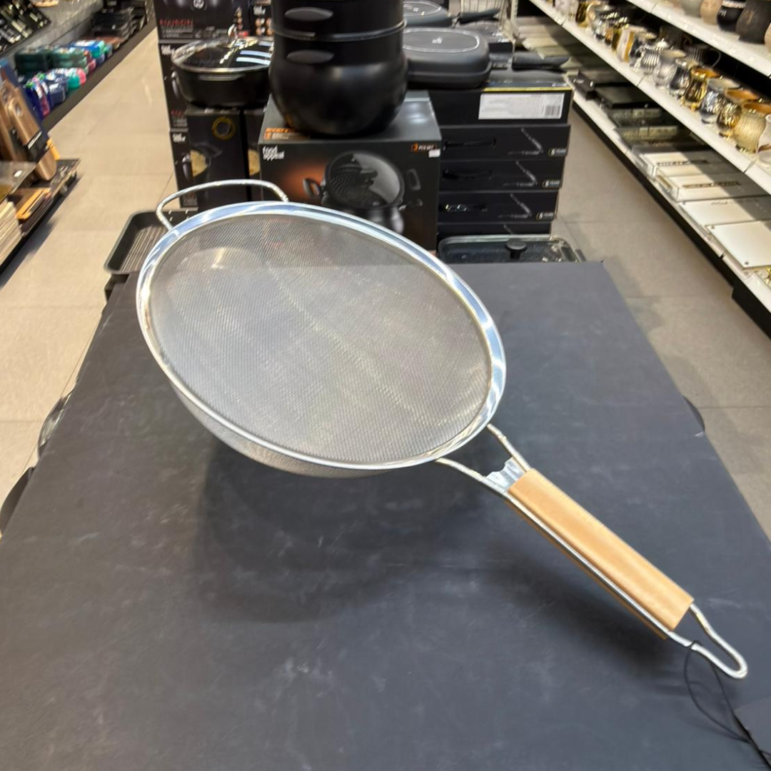 מסננת רשת ידית עץ 25 ס״מ