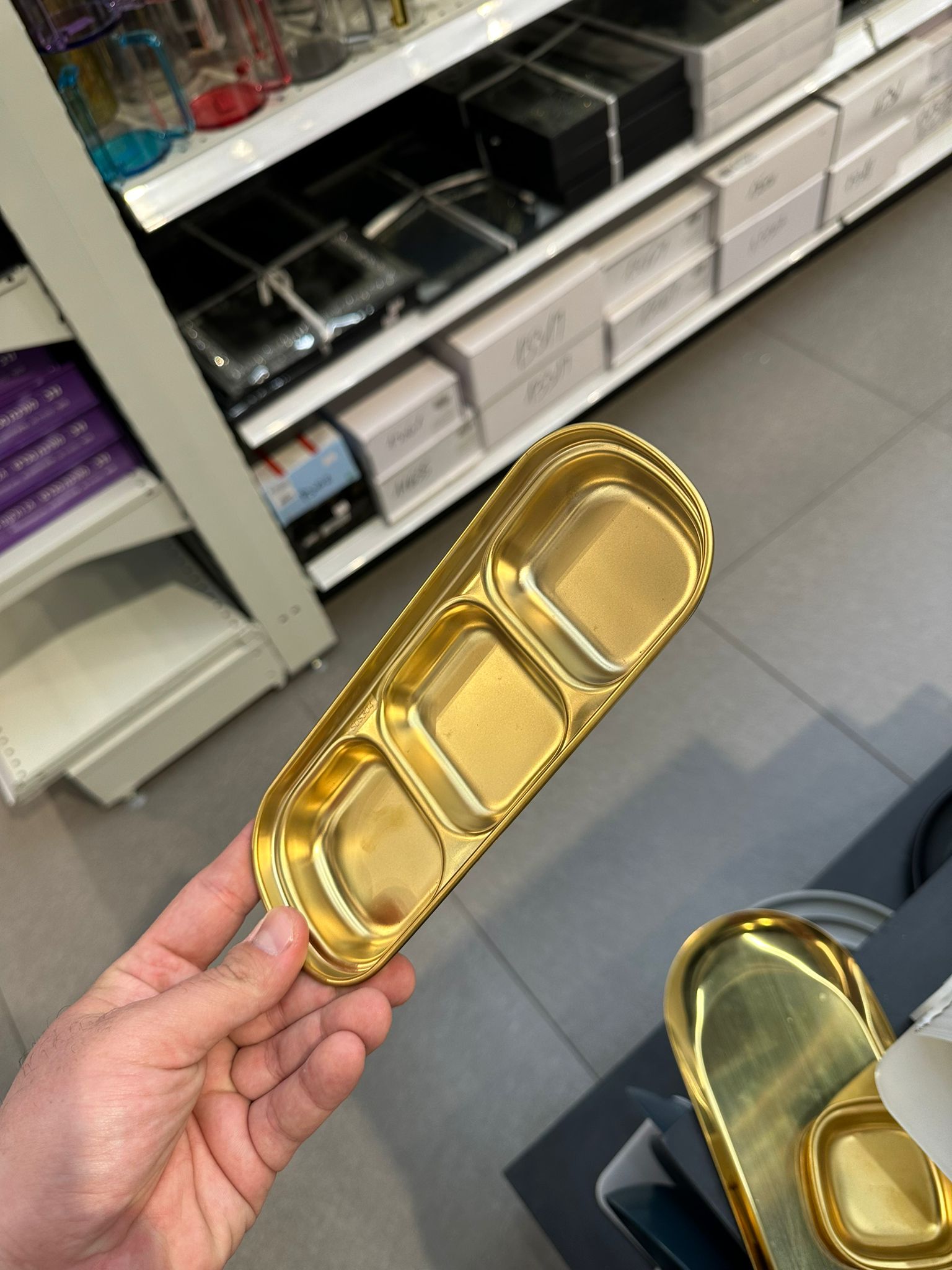 צלוחית למטבלים נירוסטה זהב מחולקת ל -3