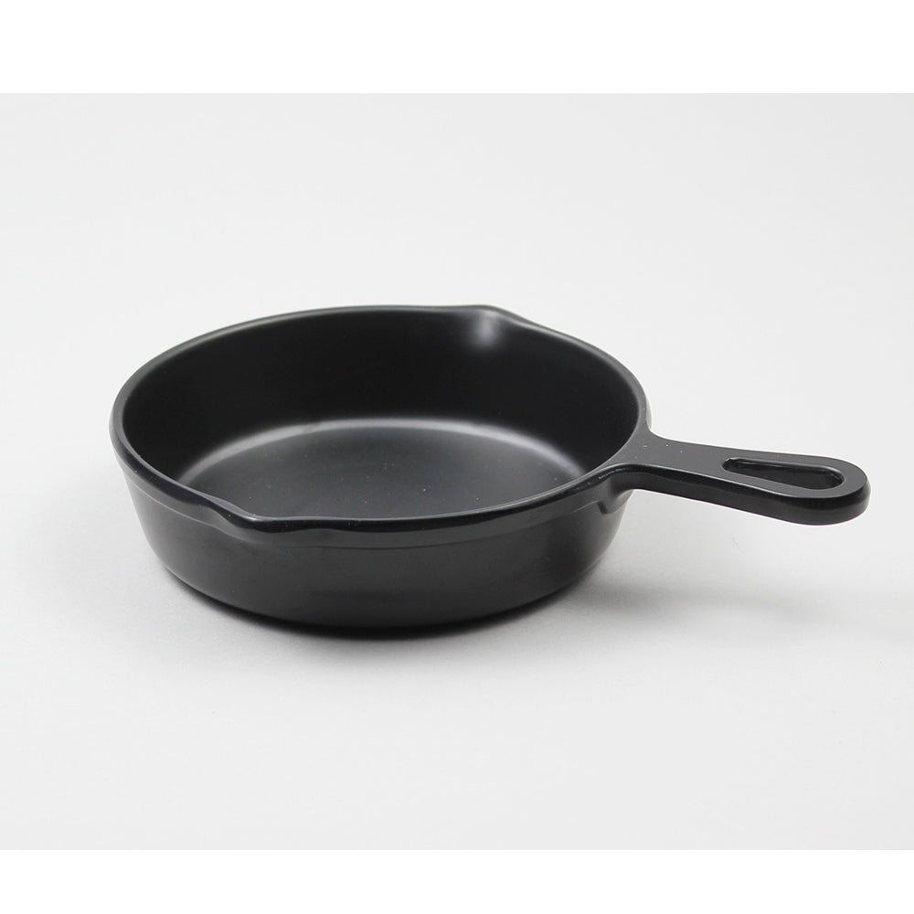 מחבת להגשה עגול שחור מלמין 12 ס"מ + ידית ליטל שף