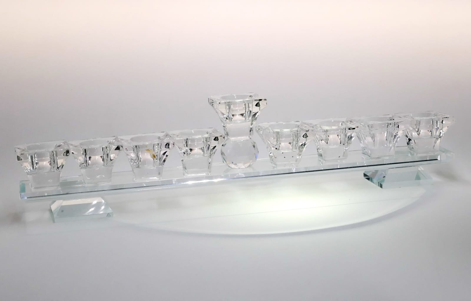 חנוכיה קריסטל - פס ישר 37X7 ס"מ