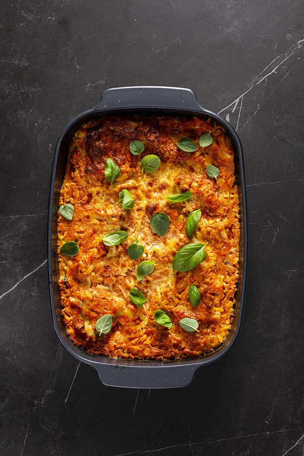 תבנית פיירקס מרובעת 1.8 ליטר שחור OVEN TO TABLE