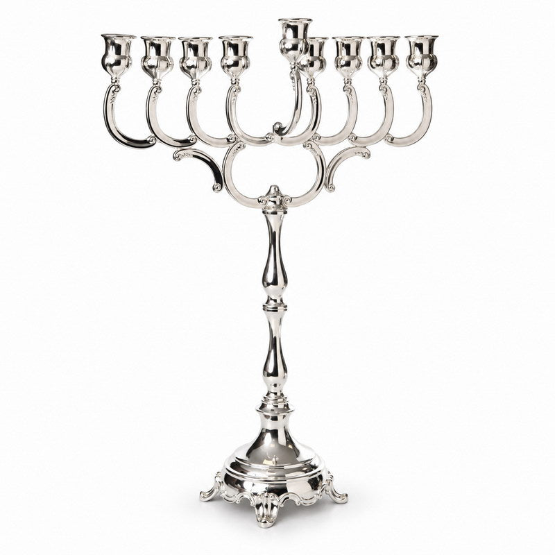 חנוכיה מתכת - מתכת כסף דגם שושנים גובה 68 אורך 47 ס"מ