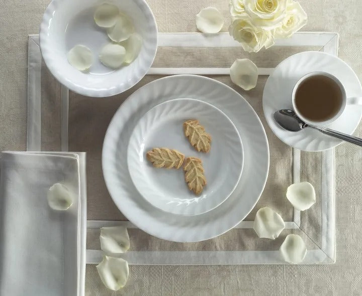 סט צלחות 18 חלקים דגם Enhancements מבית קורנינג CORELLE