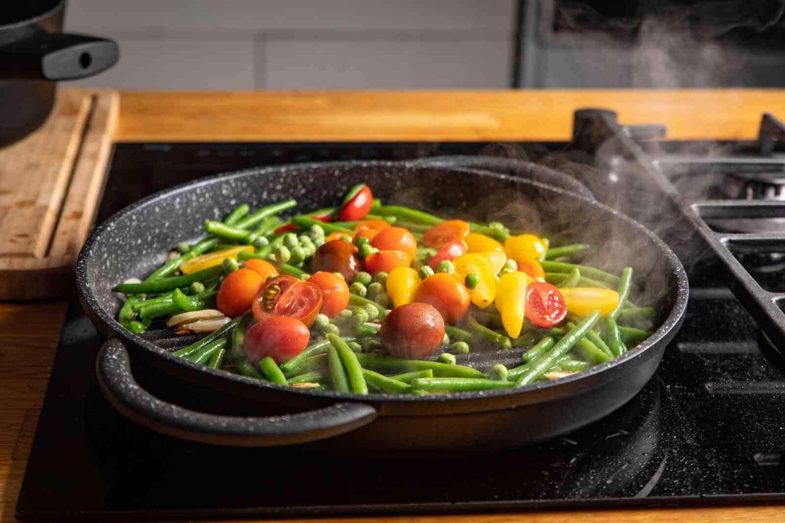 מגה פלנצ'ה 34 ס"מ עם מכסה זכוכית BLACK MARBLE