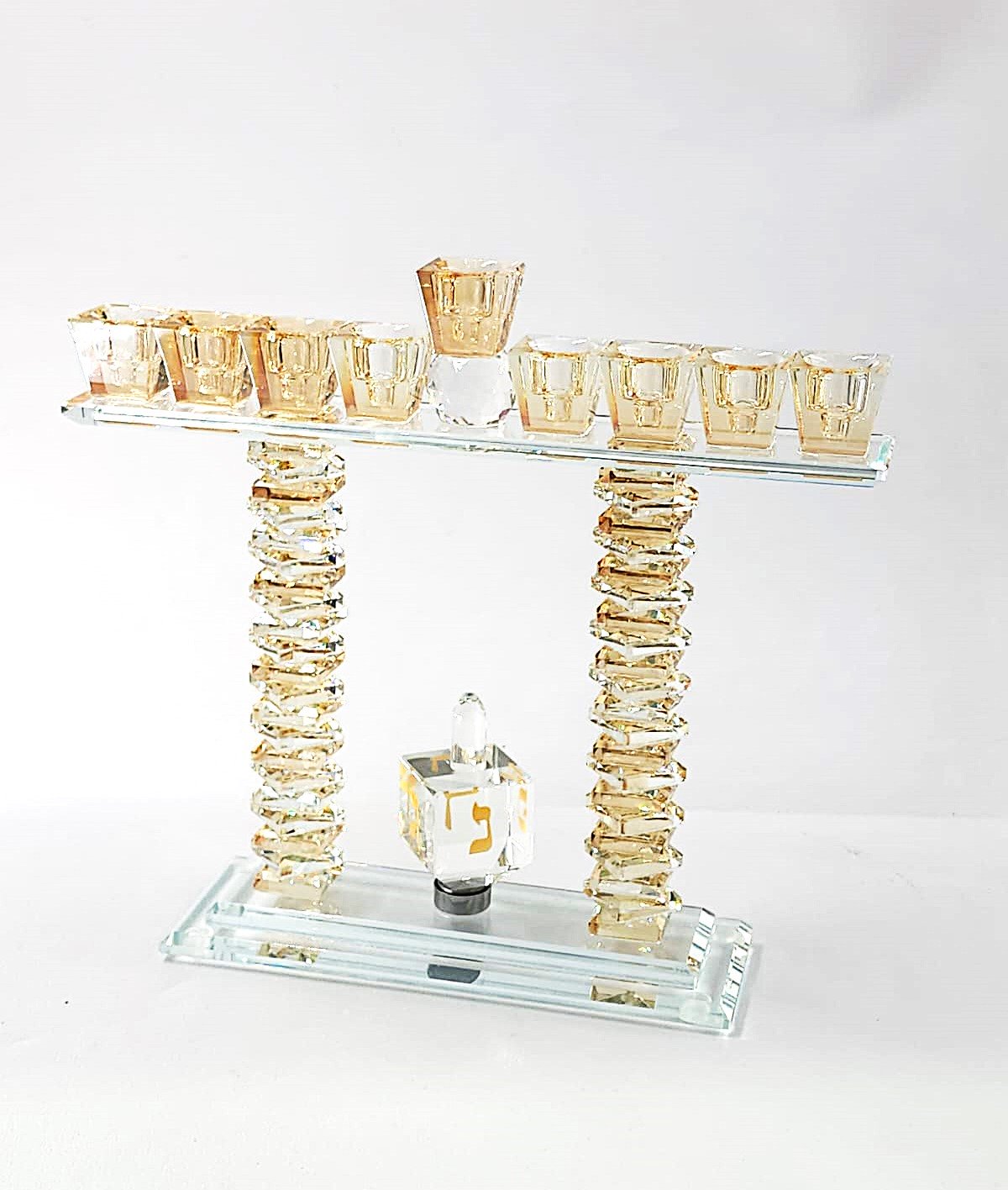 חנוכיה קריסטל - פרמידה זהב + סביבון 24X27 ס"מ