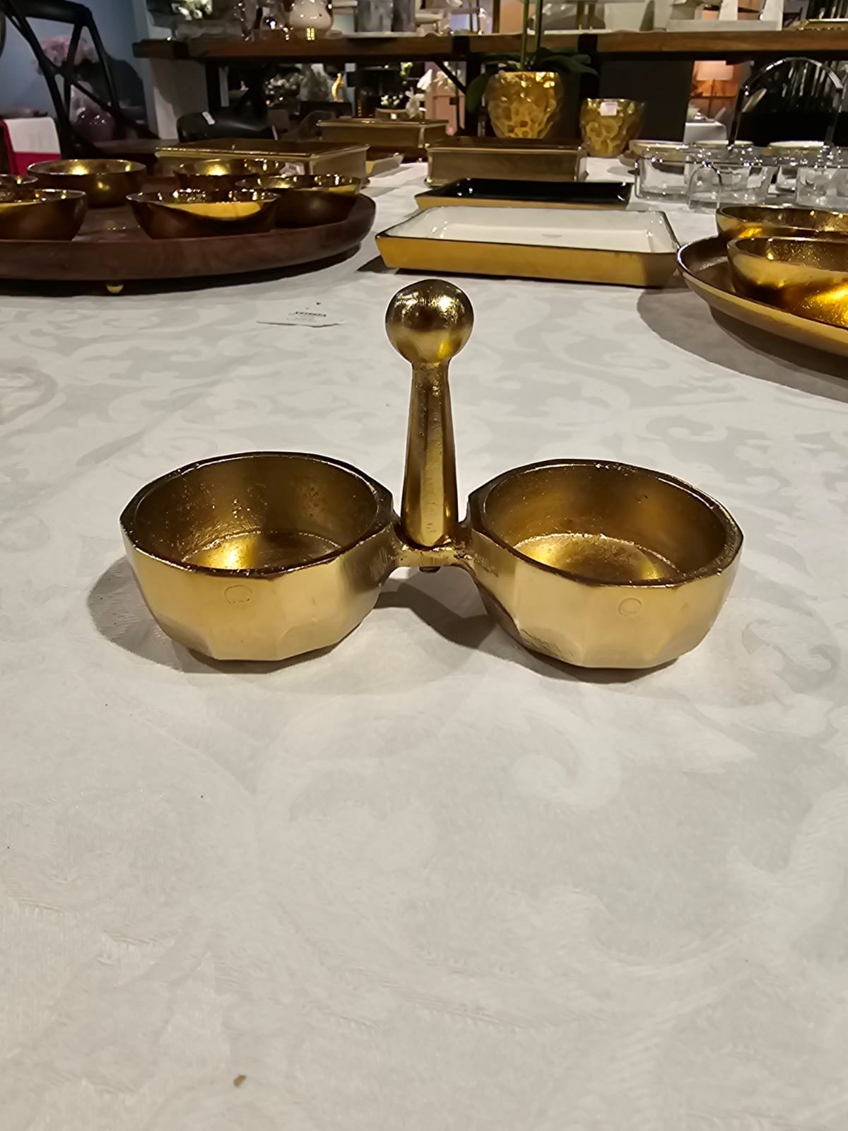 זוג מלחיות - פתוחות מחוברות אמייל שקוף על מתכת זהב 14X6