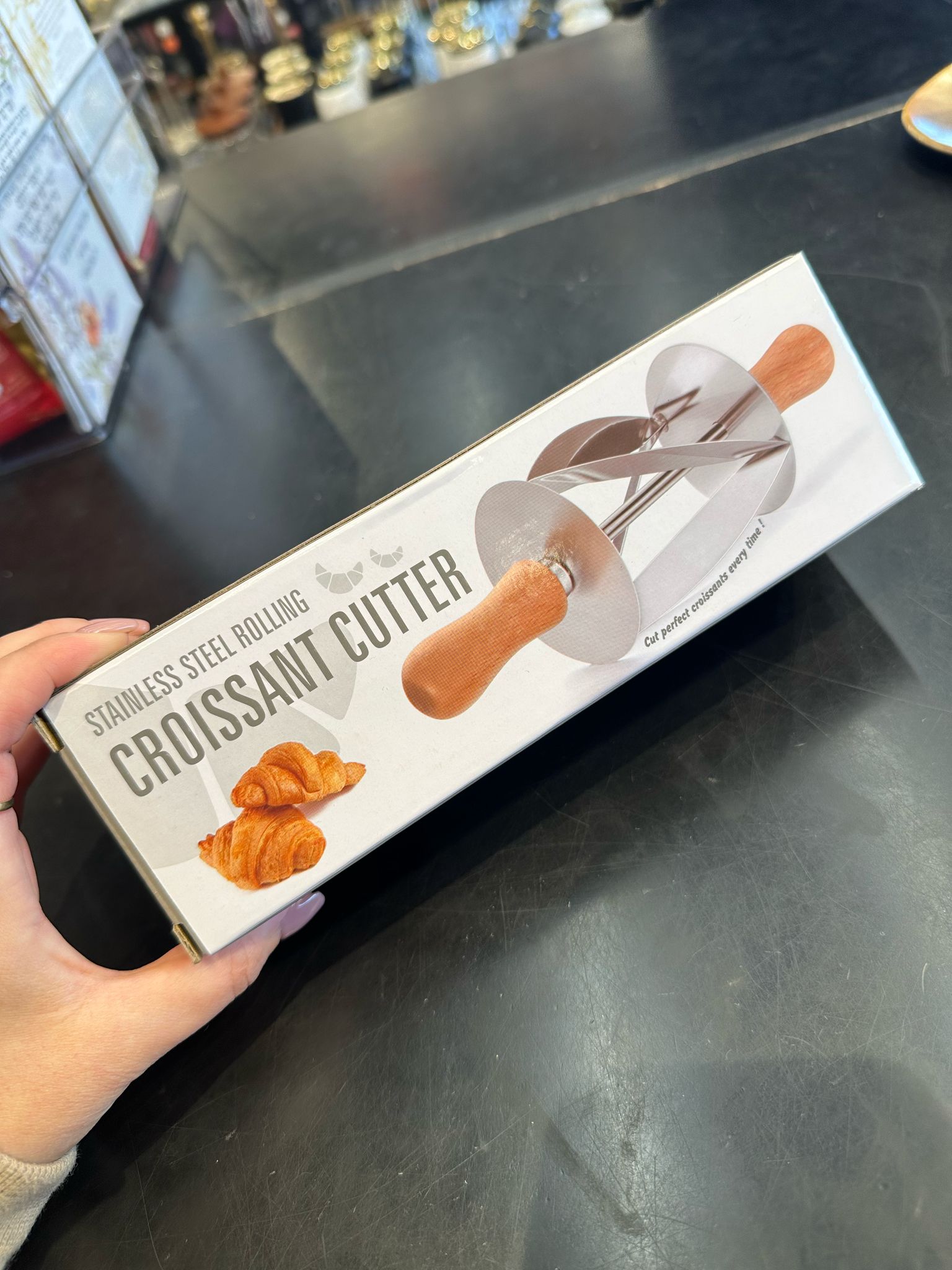 מערוך קרואסון נירוסטה