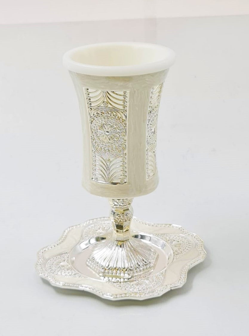 כוס קידוש - אמייל כסף מעוטר קרם על רגל 31393