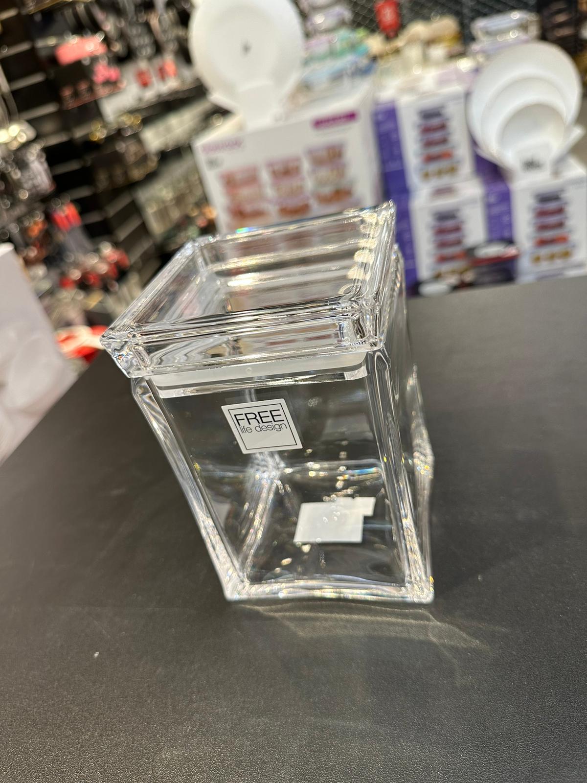 מיכל קופסת אחסון שקוף אקרילית 0.8 ל' מרובע צר 10X10 ס"מ גובה 15 ס"מ FREE