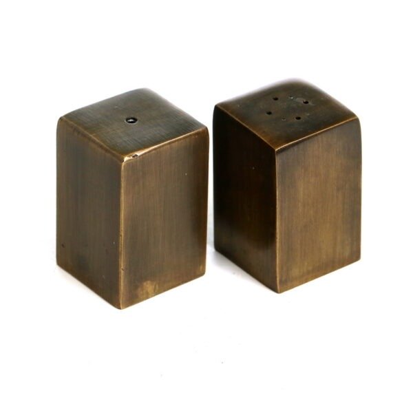 זוג מלחיות - מלח פלפל מתכת זהב גובה 6.5 ס”מ 4/4 ס”מ