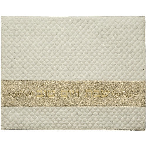 מפה לכיסוי חלה - מהודר דמוי עור לבן עם הבלטות 42x52 ס"מ