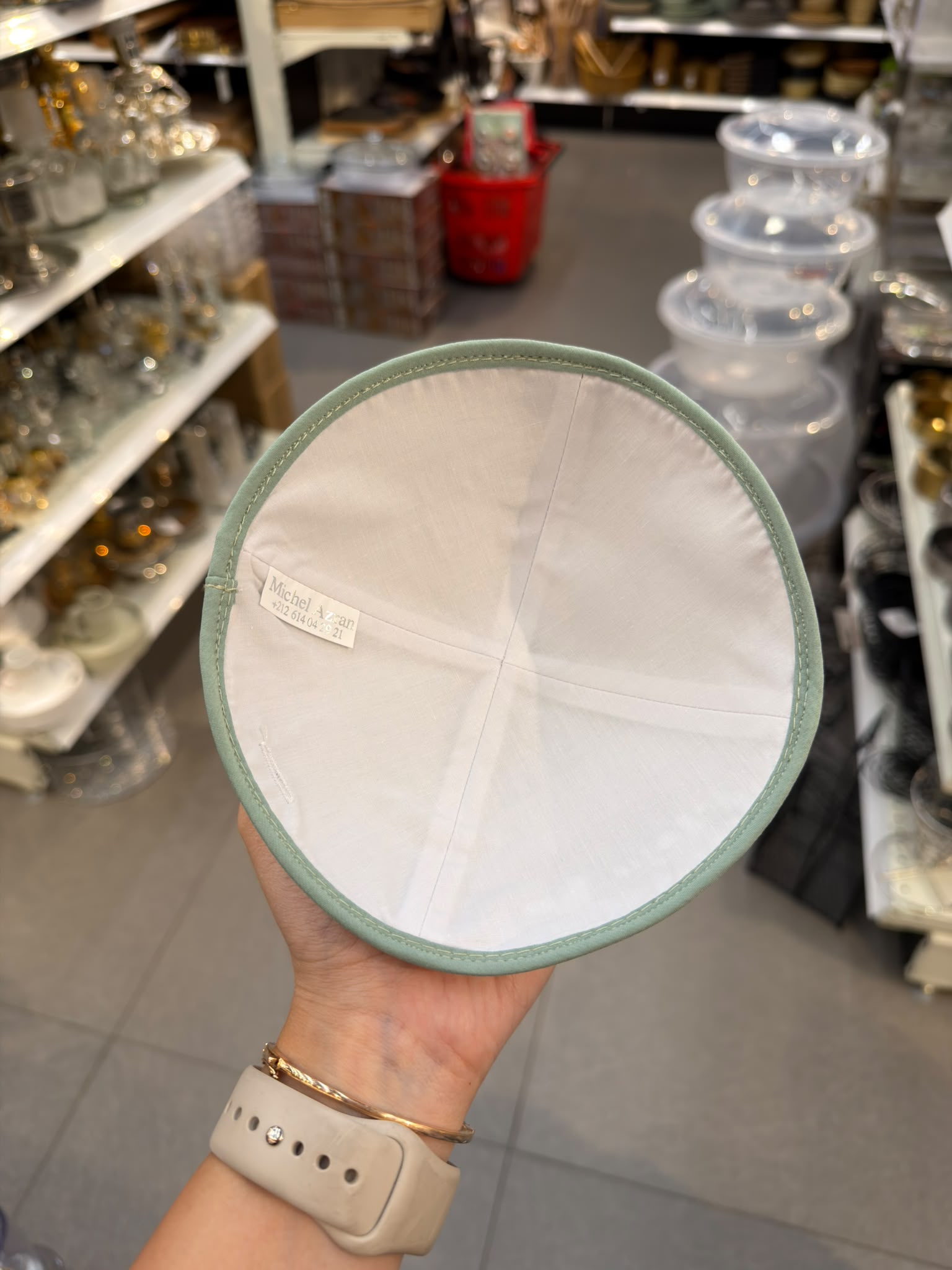 כיפה קטיפה מרוקאית 18 ס״מ – ירוק מנטה 'רבי שמעון בר יוחאי׳ כתוביות ירוק מנטה
