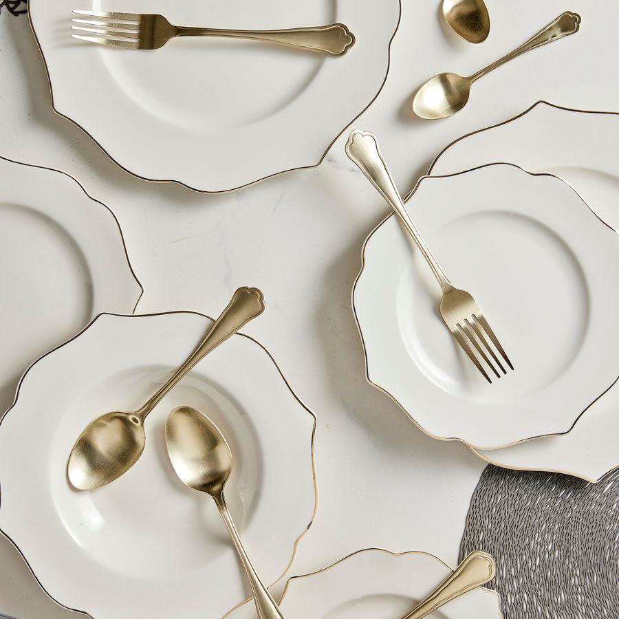 סט צלחות אוכל 18 חלקים NEW BON CHINA לבן פס זהב YASMIN GOLD